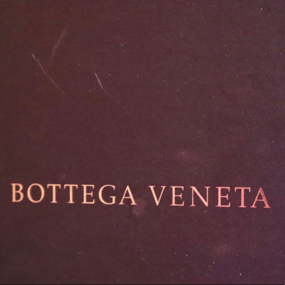 Bottega Veneta Squared Toe Strap Flat Sandal - Picture 6 of 6